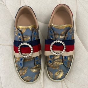 Gucci size 38 canvas sneakers